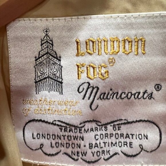 Vintage Womens London Fog Swing Trench Coat Sz 8 Petite Tan w Red - Picture 2 of 3